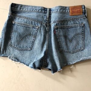 Levi’s cutoff shorts